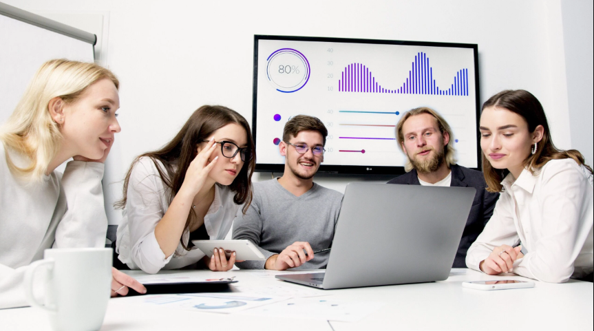 Learner Progress Dashboard: Completion Rates, Time Spent, Skill Gaps, and Certificate Tracking